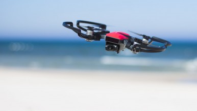 Jak drony rewolucjonizują branżę filmową i tworzą niezapomniane ujęcia?