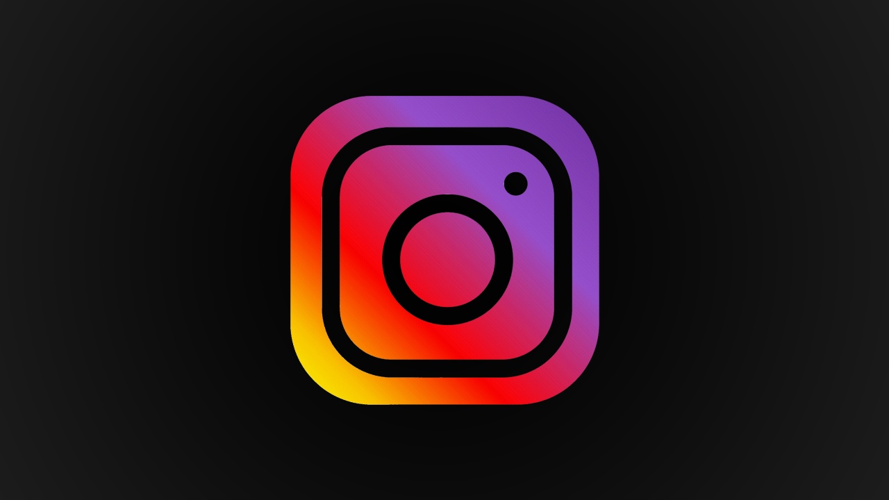 Jak włączyć tryb ciemny na Instagramie
