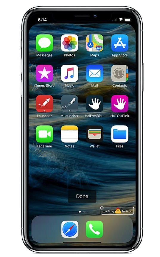 Tapeta z czarnym tłem na górze ekranu w iPhone X - ukrywanie wycięcia