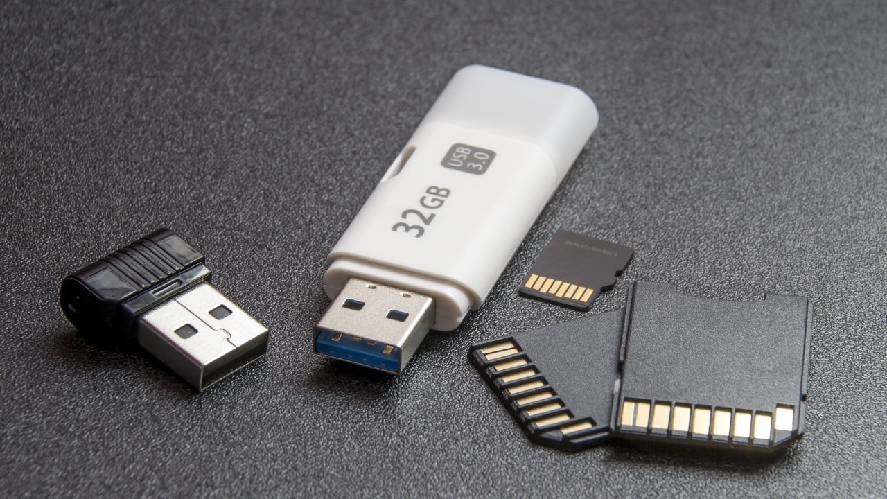 Własna ikona dla pendrive w Windows 10