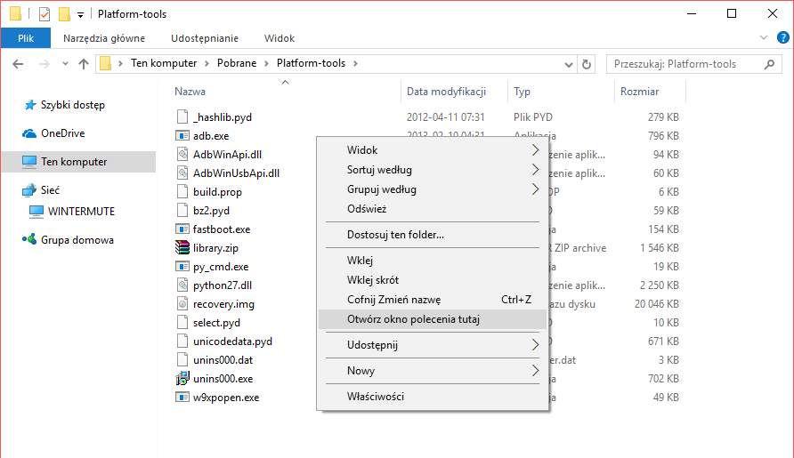 Otwórz okno polecenia w folderze Platform-tools